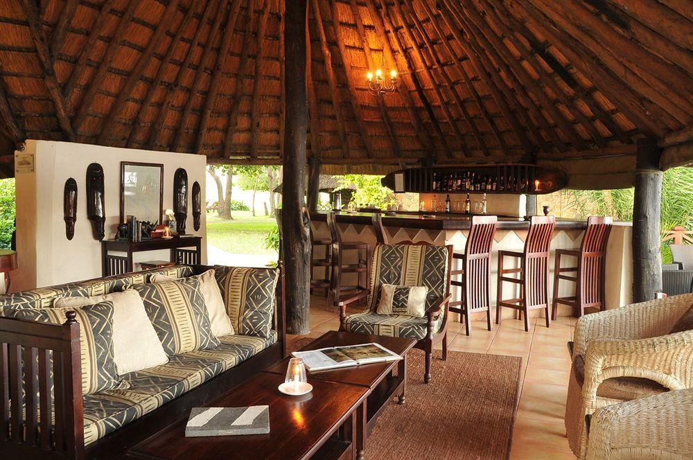 Three Cities Thorntree River Lodge Лівінґстон Екстер'єр фото