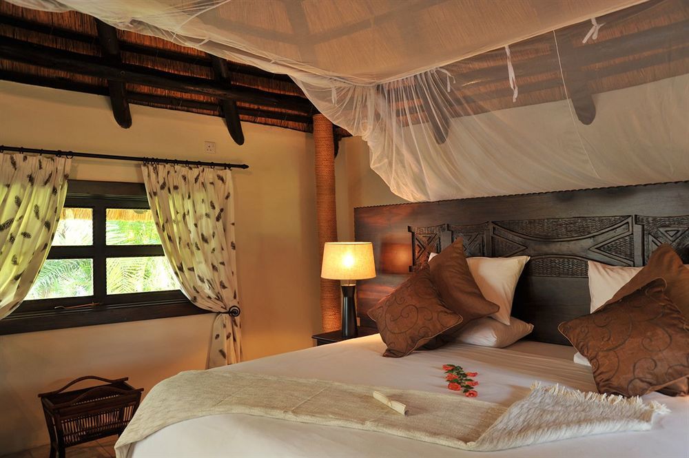 Three Cities Thorntree River Lodge Лівінґстон Екстер'єр фото